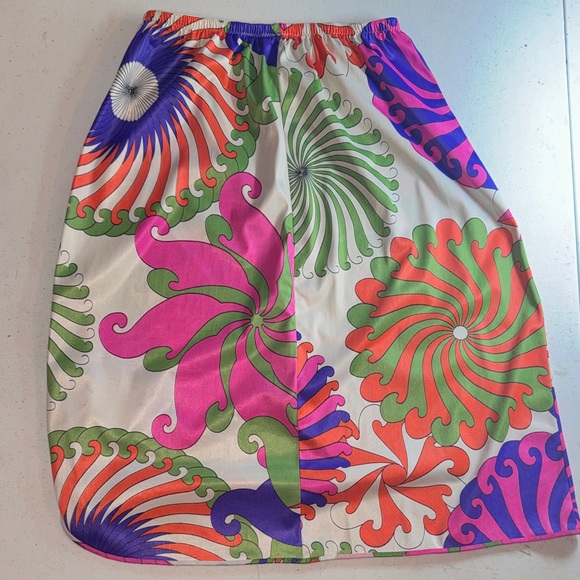 Rare Vintage Half Slip, 1960’s - 1970’s Vanity Fair XS & S - Picture 5 of 13